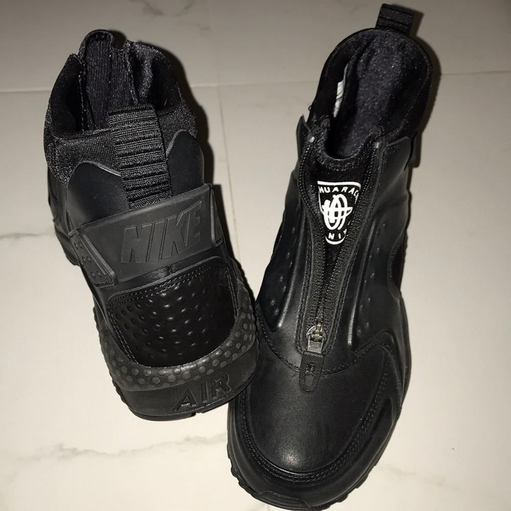 Nike Huarache Women’s rain boots size 6 brand new